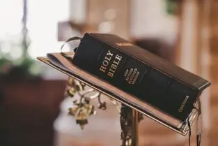 Nuevo testamento Biblia